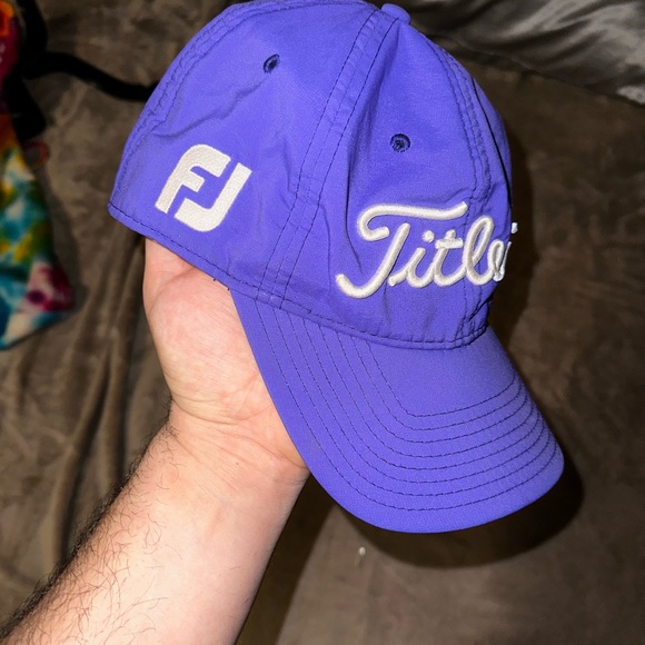 Tilsit Gold hat Footjoy - Picture 2 of 4